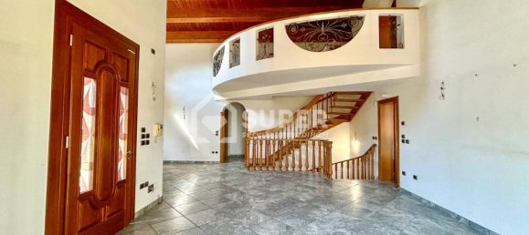 5 bedrooms Villa in Faenza, Italy No. 307410 2