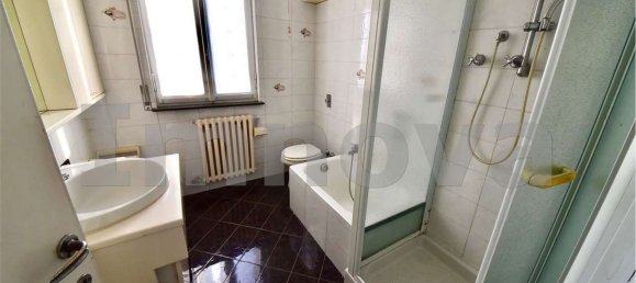 4-salle Maison à Varedo, Italy No. 25612 24