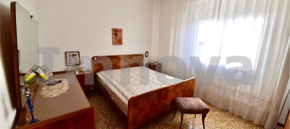 4-salle Maison à Varedo, Italy No. 25612 17