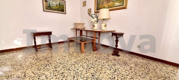 4-salle Maison à Varedo, Italy No. 25612 10