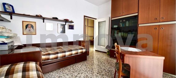 4-salle Maison à Varedo, Italy No. 25612 22