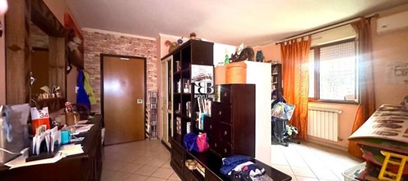 3 rooms Apartment in Rome, Italy No. 33723 19