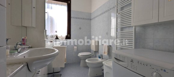 2 bedrooms Apartment in Ferrara, Italy No. 313593 11
