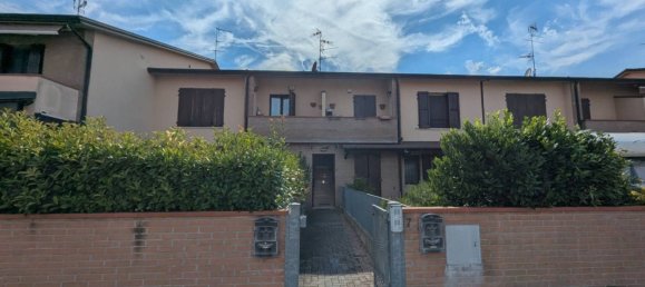 2 bedrooms Apartment in Ferrara, Italy No. 313593 18