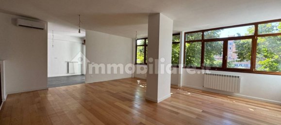 Apartamento T3 em Rome, Italy N.º 373525 4