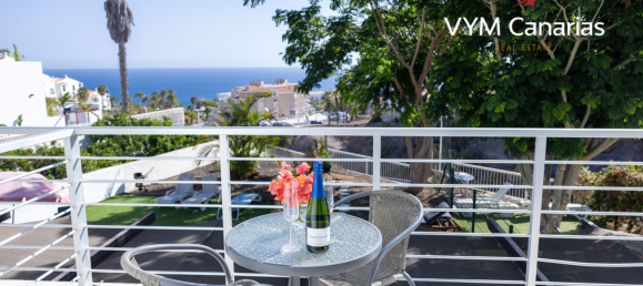 2 bedrooms Townhouse in Callao Salvaje, Spain No. 15290 20