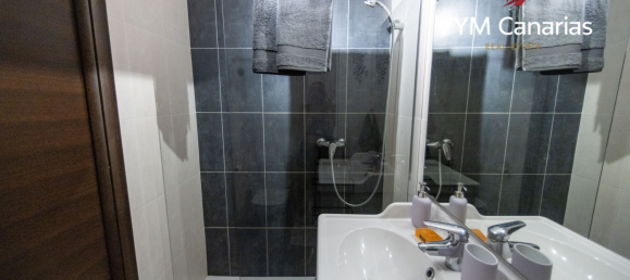 2 bedrooms Townhouse in Callao Salvaje, Spain No. 15290 2