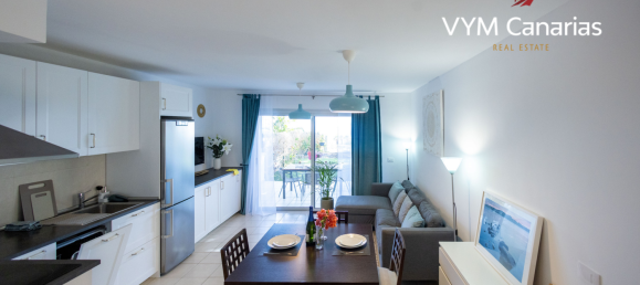 2 bedrooms Townhouse in Callao Salvaje, Spain No. 15290 10