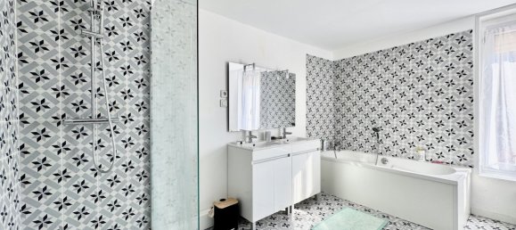 3 bedrooms House in Neuville-en-Ferrain, France No. 216504 8