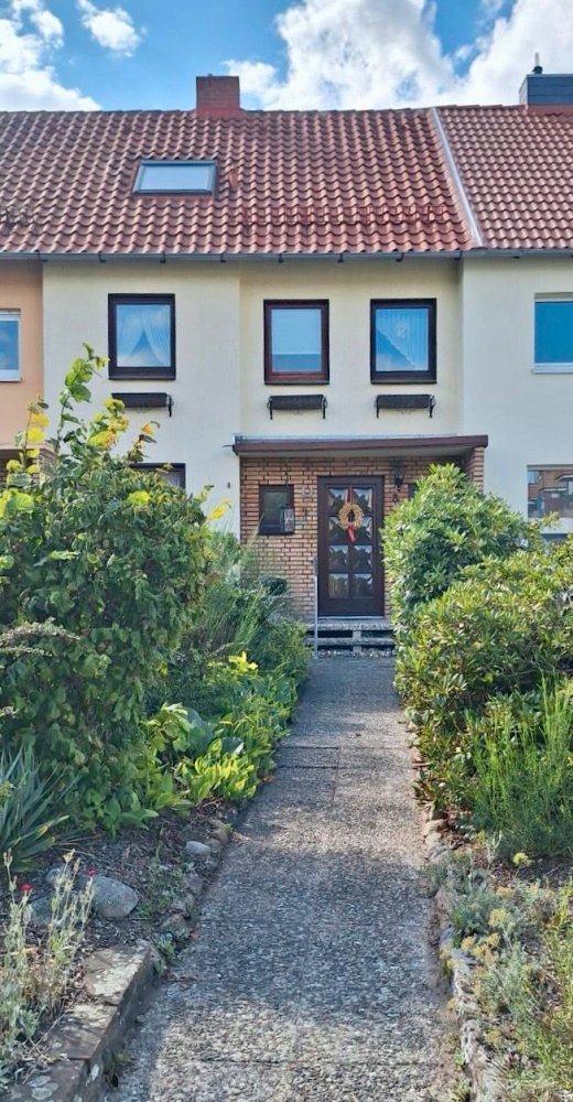 3 chambres Maison de ville à Celle, Germany No. 242344