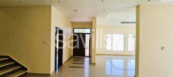 4 bedrooms Villa in Sharjah, UAE No. 18484 11