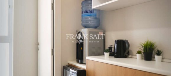 8m² Office in Qormi, Malta No. 12415 6