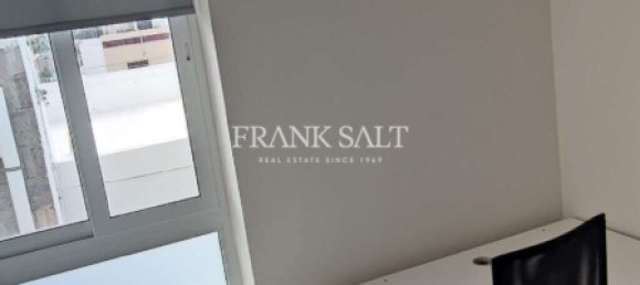 8m² Office in Qormi, Malta No. 12415 4