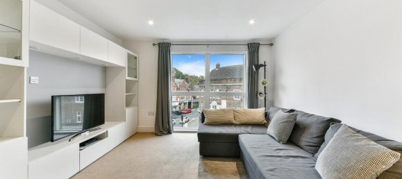 2 bedrooms Apartment in Epsom, United Kingdom No. 9736 7