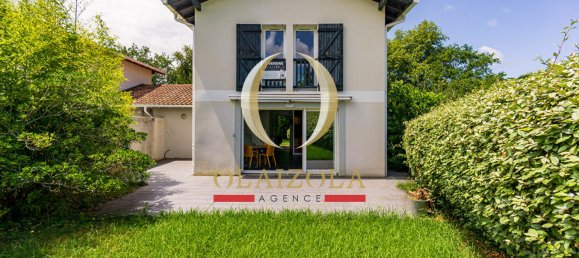 3 bedrooms House in Arbonne, France No. 278114 2