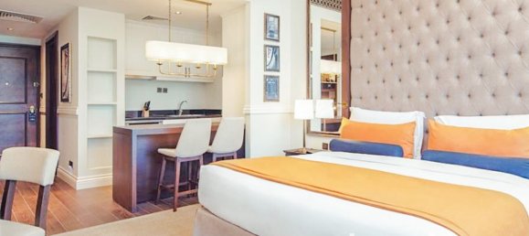 Studio in Palm Jumeirah, UAE No. 42422 3