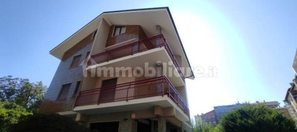 3 bedrooms Apartment in Rivoli, Italy No. 148624 2