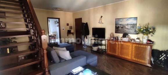 3 bedrooms Apartment in Rivoli, Italy No. 148624 8