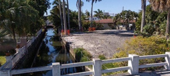 hotel en venta en Miami, Miami-Dade, Florida, USA № 615281 10
