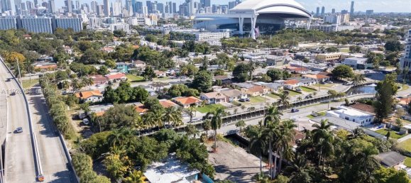 hotel en venta en Miami, Miami-Dade, Florida, USA № 615281 15