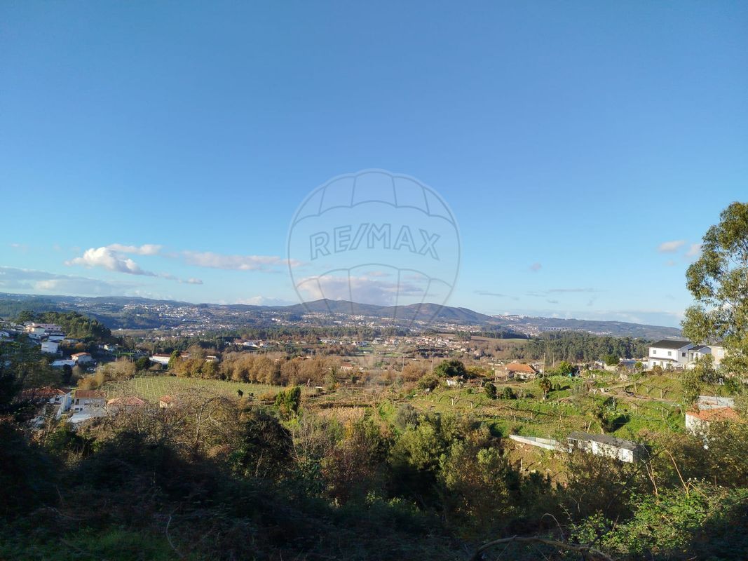  Land in Meinedo, Portugal No. 97149