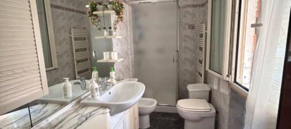 Apartamento de 2 dormitorios en Pisa, Italy No. 288266 12