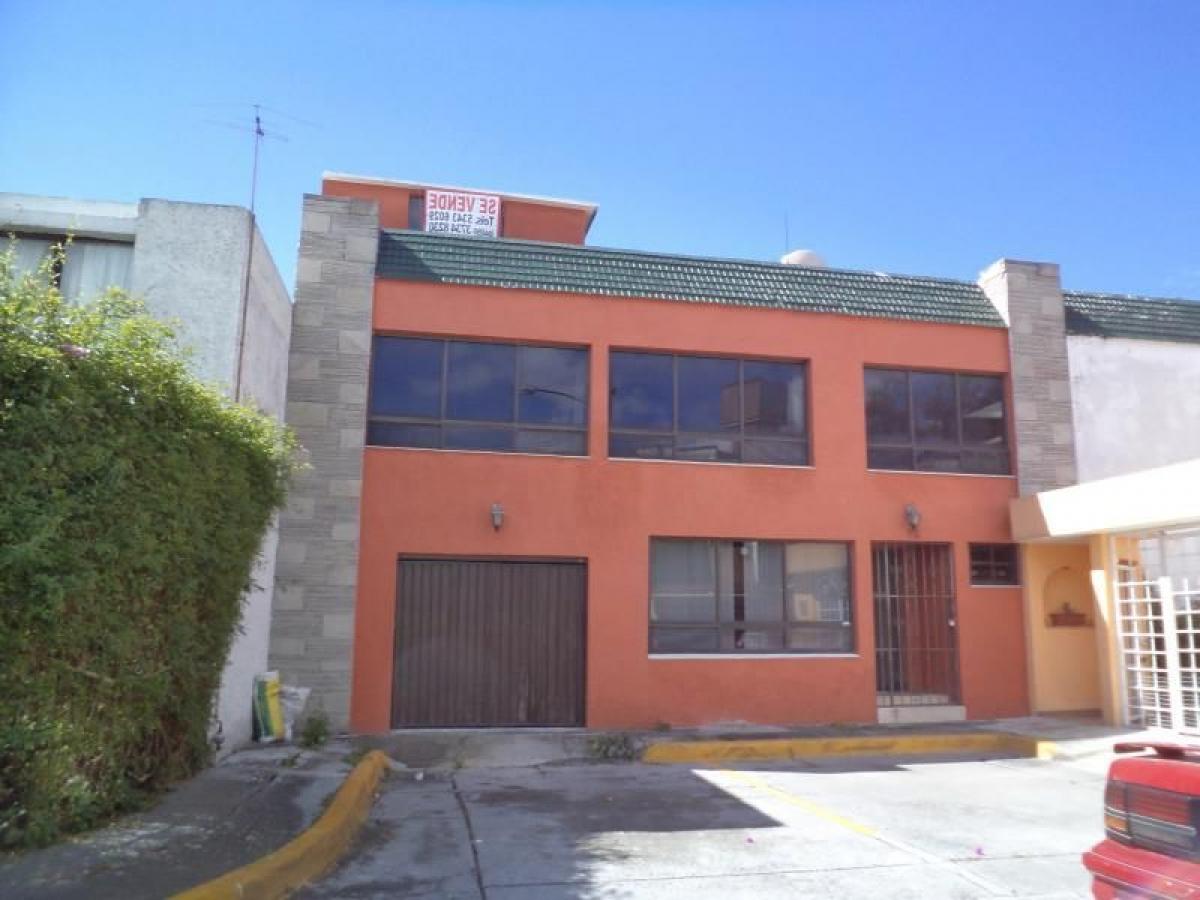 3 bedrooms House in Naucalpan de Juarez, Mexico No. 208586