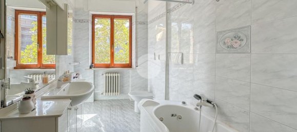 4 rooms Apartment in Teramo, Italy No. 277812 14