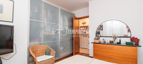 3 rooms Duplex in Peschiera Borromeo, Italy No. 22605 4