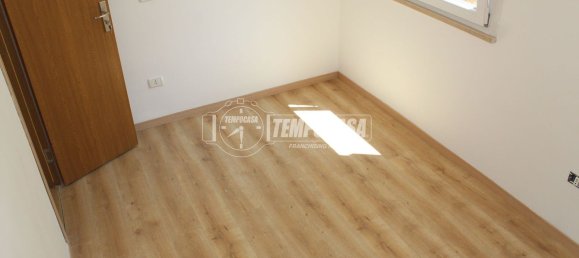 4 bedrooms Apartment in Jesi, Italy No. 327861 23