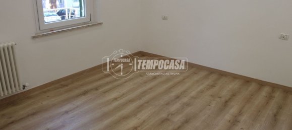 4 bedrooms Apartment in Jesi, Italy No. 327861 11