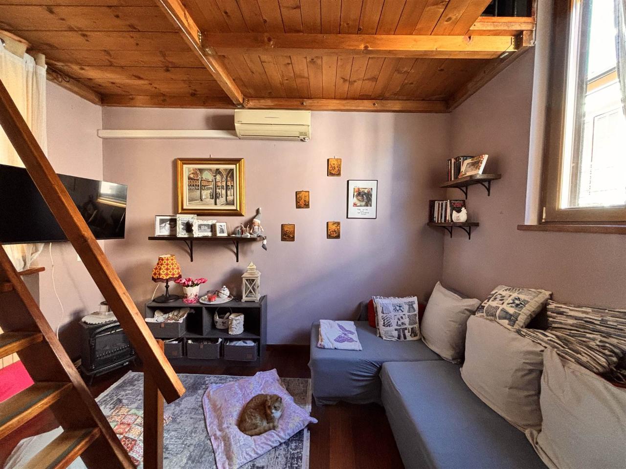 Estudio en Gambolò, Italy No. 43477