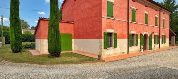 10غرفة فيلا في San Possidonio, Italy رقم 60000 2