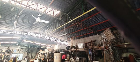207m² Warehouse in Camaiore, Italy No. 276104 2