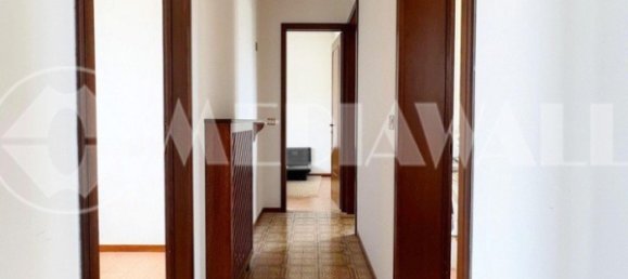 3 bedrooms Apartment in Portogruaro, Italy No. 281552 21
