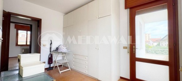 3 bedrooms Apartment in Portogruaro, Italy No. 281552 27
