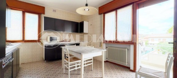 3 bedrooms Apartment in Portogruaro, Italy No. 281552 6