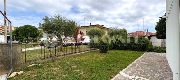 3 bedrooms Apartment in Portogruaro, Italy No. 281552 41