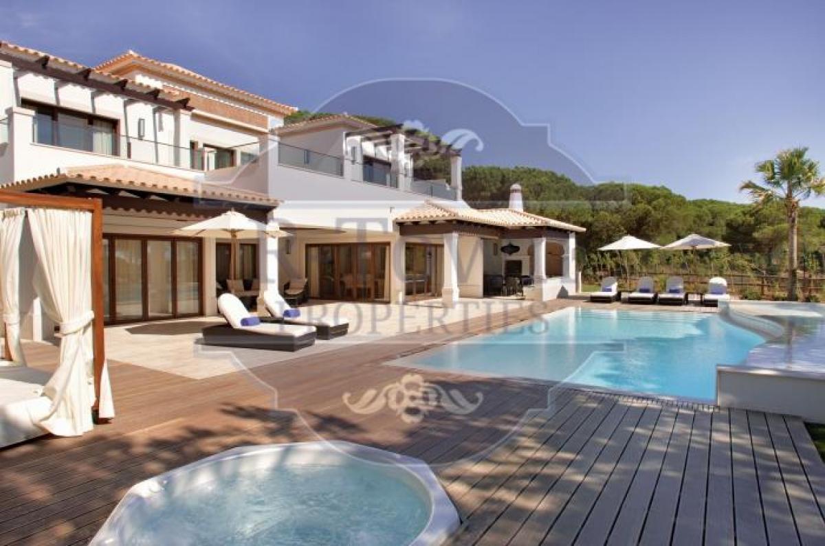 5 bedrooms Villa in Albufeira, Portugal No. 3062