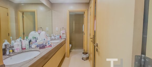 4 bedrooms Villa in Dubai, UAE No. 95725 11