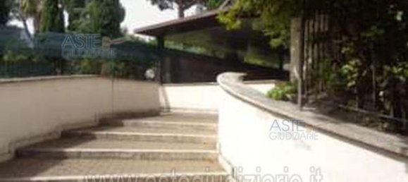 Apartamento de 5 habitaciónes en Rome, Italy No. 292260 16