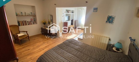 5 bedrooms House in Mont-Saint-Martin, France No. 323120 14