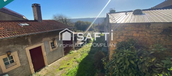 5 bedrooms House in Mont-Saint-Martin, France No. 323120 3