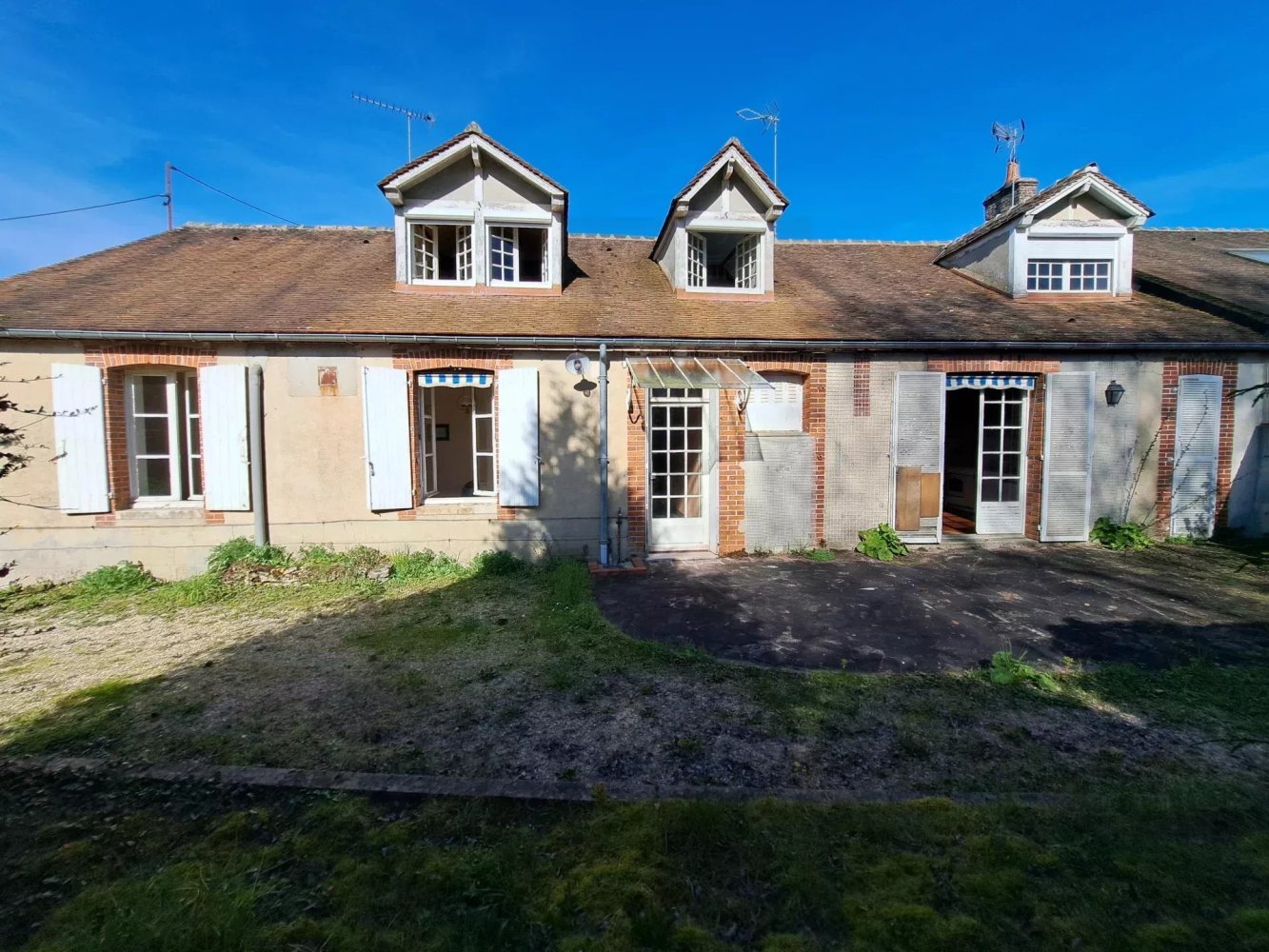 6 bedrooms House in Chailly-en-Gatinais, France No. 72433