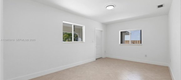 4 dormitorios villa en venta en Miami, Miami-Dade, Florida, USA № 614812 13