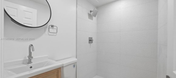 4 dormitorios villa en venta en Miami, Miami-Dade, Florida, USA № 614812 21