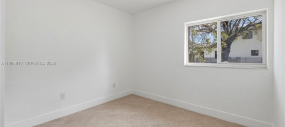 4 dormitorios villa en venta en Miami, Miami-Dade, Florida, USA № 614812 20