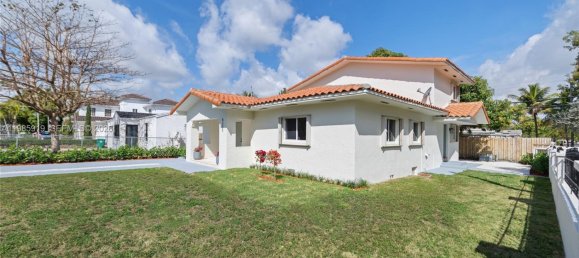 4 dormitorios villa en venta en Miami, Miami-Dade, Florida, USA № 614812 8