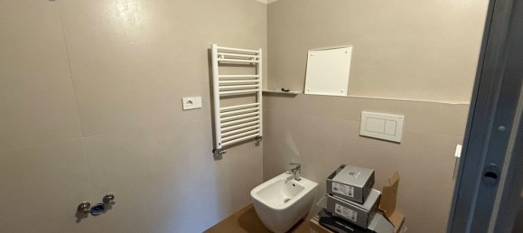 4 rooms Apartment in Spilamberto, Italy No. 146336 12