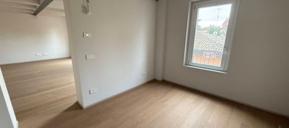 4 rooms Apartment in Spilamberto, Italy No. 146336 10